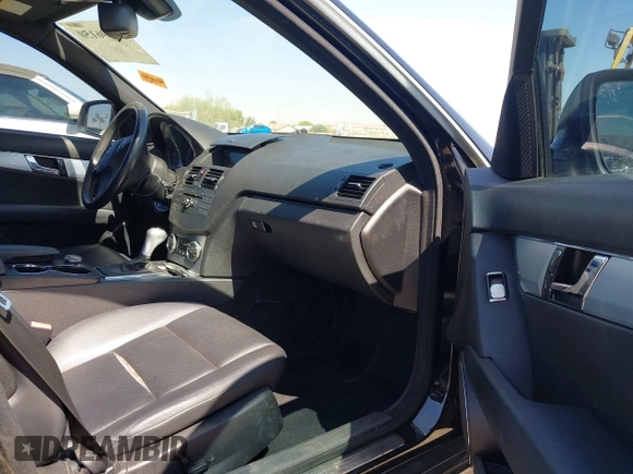 2009 Mercedes-Benz C 300 Sport with VIN WDDGF54X29R042525, listed as a IAAI auction lot 42596150 with 141,430 mi miles and . Bid and sale history available at DreamBid. Image 5.