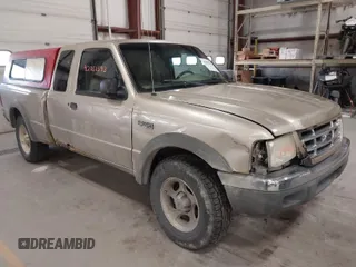 2002 Ford Ranger XL Fleet with VIN 1FTZR45E22PB49318, listed as a IAAI auction lot 42051593 with 209,246 mi miles. Bid and sale history available at carsss.com. Image 1.