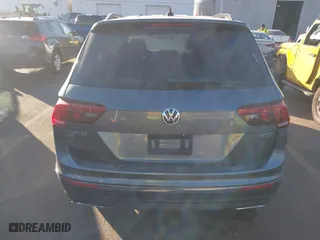 2020 Volkswagen Tiguan SE with VIN 3VV2B7AX9LM151977, listed as a IAAI auction lot 41448053 with 69,194 mi miles. Bid and sale history available at carsss.com. Image 16.