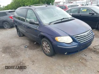 2005 Chrysler Town & Country Limited with VIN 2C8GP64L75R365241, listed as a IAAI auction lot 42147460 with 255,540 mi miles. Bid and sale history available at carsss.com. Image 1.