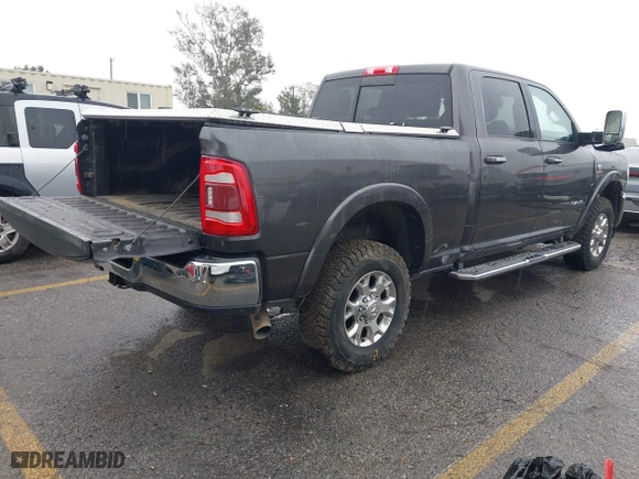 2022 Ram 2500 Laramie with VIN 3C6UR5FL2NG243857, listed as a IAAI auction lot 41736144 with 58,474 mi miles. Bid and sale history available at carsss.com. Image 4.