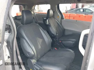 2011 Toyota Sienna SE with VIN 5TDXK3DC4BS070311, listed as a IAAI auction lot 41379741 with 138,589 mi miles. Bid and sale history available at carsss.com. Image 8.