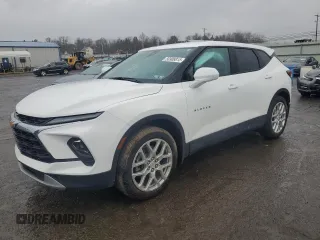 2024 Chevrolet Blazer LT z VIN 3GNKBHR42RS164662, wystawiony jako Copart lot #50908815 z przebiegiem 2 535 mil mil oraz Szkoda całkowita • Salvage title. Historia ofert i sprzedaży dostępna na DreamBid. Obrazek 1.