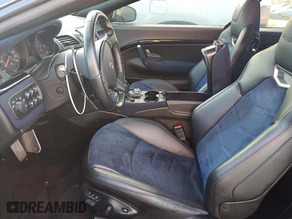 2019 Maserati GranTurismo Sport с VIN ZAM45VMA8K0326906, выставлен на аукционе Copart как лот 73864254 с пробегом Не указан миль и На запчасти • Non repairable. История ставок и продаж доступна на DreamBid. Изображение 7.