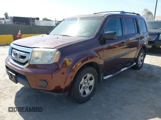 2010 Honda Pilot LX with VIN 5FNYF3H29AB004088, listed as a IAAI auction lot 42339270 with 242,385 mi miles and . Bid and sale history available at DreamBid. Image 2.