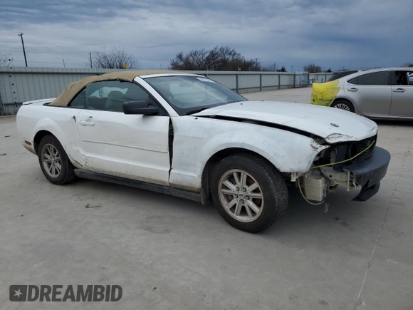 2008 Ford Mustang Deluxe with VIN 1ZVHT84N885204930, listed as a Copart auction lot 89170365 with Not Provided miles and Clean Title. Bid and sale history available at carsss.com. Image 4.