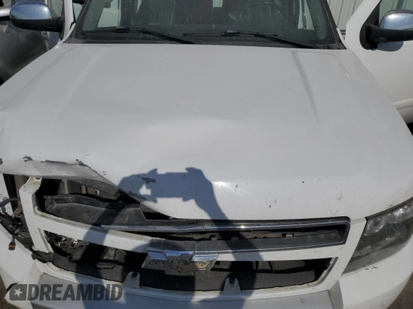 2008 Chevrolet Suburban LT w/3LT with VIN 3GNFK16308G186374, listed as a Copart auction lot 66781034 with 268,063 mi miles and Salvage Title. Bid and sale history available at carsss.com. Image 14.