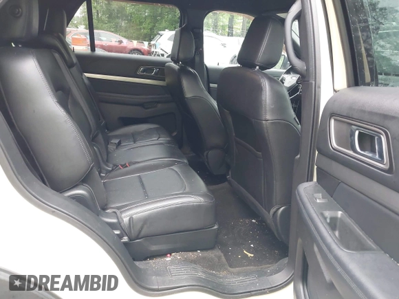 2018 Ford Explorer XLT z VIN 1FM5K7D89JGA02570, wystawiony jako IAAI lot #42262888 z przebiegiem 117 002 mil mil oraz . Historia ofert i sprzedaży dostępna na DreamBid. Obrazek 8.