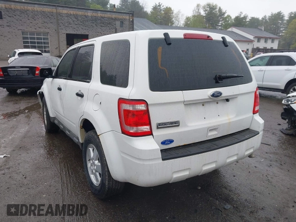 2010 Ford Escape XLS with VIN 1FMCU9C70AKC41802, listed as a IAAI auction lot 42163243 with 106,189 mi miles and . Bid and sale history available at DreamBid. Image 3.