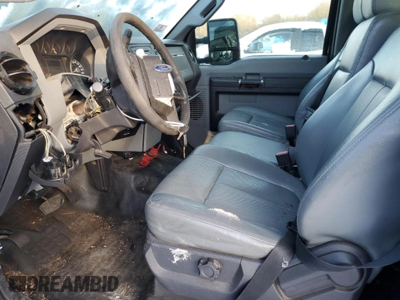 2016 Ford F-350 with VIN 1FDRF3B6XGEC44305, listed as a Copart auction lot 41782615 with 174,301 mi miles and Salvage title. Bid and sale history available at DreamBid. Image 7.