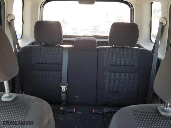 2004 Scion xB with VIN JTLKT324440162662, listed as a Copart auction lot 52525015 with 0 mi miles and Salvage Title. Bid and sale history available at carsss.com. Image 10.