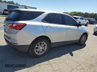 2019 Chevrolet Equinox LS with VIN 3GNAXHEV4KS535340, listed as a Copart auction lot 49922665 with 47,712 mi miles and Salvage Title. Bid and sale history available at carsss.com. Image 3.
