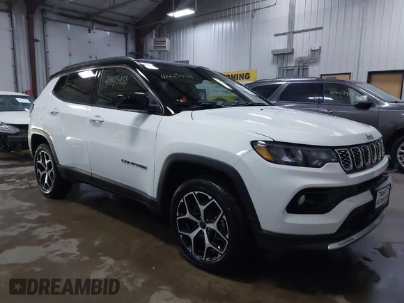 2025 Jeep Compass Limited with VIN 3C4NJDCN0ST517886, listed as a IAAI auction lot 41443488 with 3,467 mi miles and . Bid and sale history available at DreamBid. Image 1.