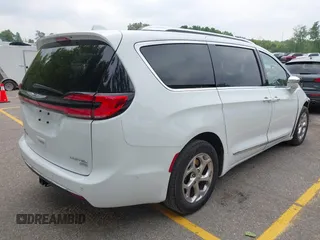 2021 Chrysler Pacifica Limited with VIN 2C4RC3GG8MR508358, listed as a IAAI auction lot 42470026 with 94,040 mi miles and . Bid and sale history available at DreamBid. Image 4.