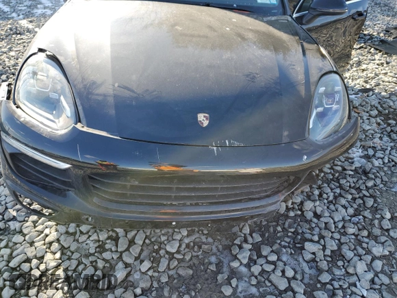 2016 Porsche Cayenne with VIN WP1AA2A21GKA38072, listed as a Copart auction lot 43082985 with 0 mi miles and Salvage Title. Bid and sale history available at carsss.com. Image 13.