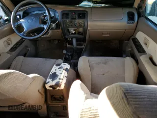2000 Toyota 4Runner SR5 z VIN JT3HN86R9Y0312830, wystawiony jako Copart lot #46135435 z przebiegiem 259 561 mil mil oraz Szkoda całkowita • Salvage title. Historia ofert i sprzedaży dostępna na DreamBid. Obrazek 8.