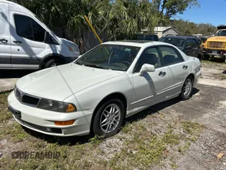2000 Mitsubishi Diamante LS with VIN 6MMAP67P4YT001142, listed as a Copart auction lot 49667135 with 243,861 mi miles and Clean Title. Bid and sale history available at carsss.com. Image 2.