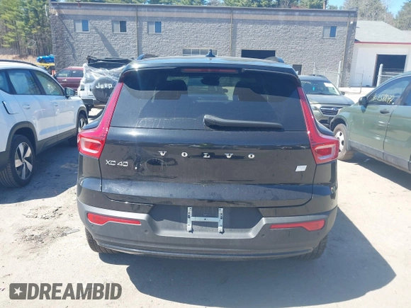 2024 Volvo XC40 Plus z VIN YV4ER3XL5R2273804, wystawiony jako IAAI lot #42046244 z przebiegiem 12 694 mil mil oraz . Historia ofert i sprzedaży dostępna na DreamBid. Obrazek 17.
