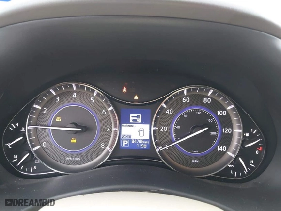 2015 Infiniti QX80 with VIN JN8AZ2NDXF9770846, listed as a IAAI auction lot 41269581 with 84,706 mi miles. Bid and sale history available at carsss.com. Image 7.