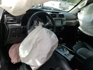 2015 Toyota 4Runner SR5 с VIN JTEZU5JR1F5102582, выставлен на аукционе Copart как лот 53664525 с пробегом Не указан миль и Списание • Salvage title. История ставок и продаж доступна на DreamBid. Изображение 8.