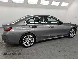 2024 BMW 3 Series 330i with VIN 3MW69FF01R8D82694, listed as a Copart auction lot 51284865 with 32,905 mi miles and Clean Title. Bid and sale history available at carsss.com. Image 3.
