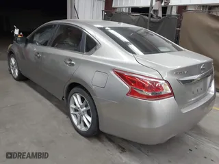 2013 Nissan Altima 2.5 SV with VIN 1N4AL3AP5DN423373, listed as a IAAI auction lot 41838606 with 237,989 mi miles. Bid and sale history available at carsss.com. Image 3.