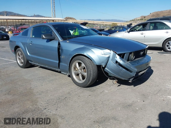 2006 Ford Mustang GT Deluxe with VIN 1ZVHT82H865256343, listed as a IAAI auction lot 42550238 with 153,700 mi miles and . Bid and sale history available at DreamBid. Image 1.