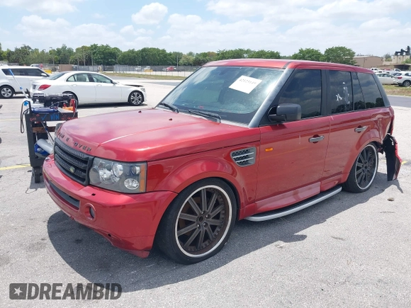2008 Land Rover Range Rover Sport HSE with VIN SALSK25468A145794, listed as a IAAI auction lot 42123149 with 172,241 mi miles. Bid and sale history available at carsss.com. Image 2.