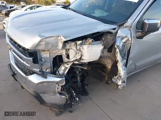 2019 Chevrolet Silverado 1500 LT with VIN 1GCRYDEDXKZ272945, listed as a IAAI auction lot 41225816 with 95,088 mi miles. Bid and sale history available at carsss.com. Image 6.