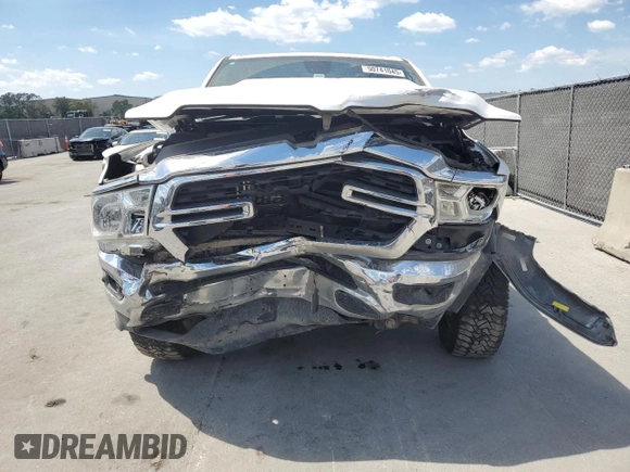 2022 Ram 1500 Big Horn z VIN 1C6RRFBG2NN423920, wystawiony jako Copart lot #50741045 z przebiegiem 112 199 mil mil oraz Szkoda całkowita • Salvage title. Historia ofert i sprzedaży dostępna na DreamBid. Obrazek 5.