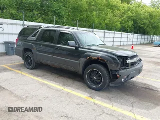2005 Chevrolet Avalanche Z71 z VIN 3GNEK12Z55G126575, wystawiony jako IAAI lot #42363204 z przebiegiem 185 661 mil mil oraz . Historia ofert i sprzedaży dostępna na DreamBid. Obrazek 1.