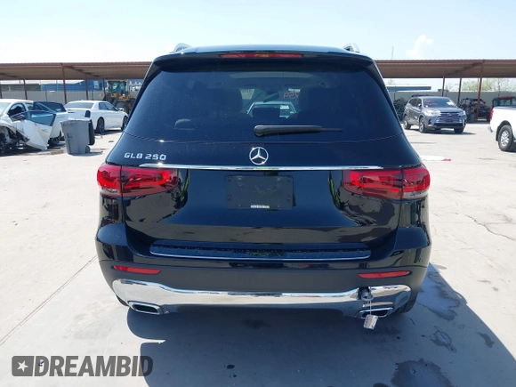 2023 Mercedes-Benz GLB 250 z VIN W1N4M4GBXPW317675, wystawiony jako IAAI lot #41878759 z przebiegiem 22 345 mil mil oraz . Historia ofert i sprzedaży dostępna na DreamBid. Obrazek 16.