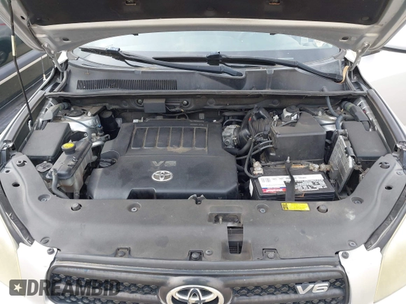 2007 Toyota RAV4 Sport with VIN JTMBK32V775022880, listed as a IAAI auction lot 41981703 with 197,494 mi miles. Bid and sale history available at carsss.com. Image 10.