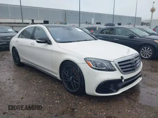 2019 Mercedes-Benz S-Class AMG S 63 with VIN WDDUG8JB6KA431294, listed as a IAAI auction lot 39937678 with 84,682 mi miles. Bid and sale history available at carsss.com. Image 1.