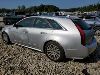 2010 Cadillac CTS Performance z VIN 1G6DM8EG9A0126811, wystawiony jako Copart lot #71155534 z przebiegiem 146 947 mil mil oraz Szkoda całkowita • Salvage title. Historia ofert i sprzedaży dostępna na DreamBid. Obrazek 2.