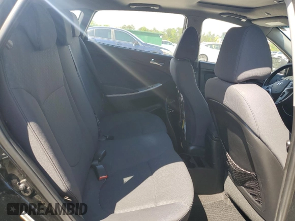 2013 Hyundai Accent SE with VIN KMHCU5AE0DU138155, listed as a Copart auction lot 52643995 with 201,082 mi miles and Salvage Title. Bid and sale history available at carsss.com. Image 10.