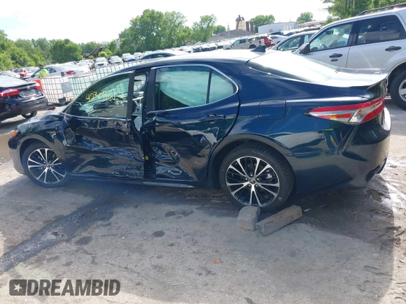 2018 Toyota Camry LE with VIN 4T1B11HK2JU579550, listed as a IAAI auction lot 42309663 with 40,868 mi miles and . Bid and sale history available at DreamBid. Image 14.