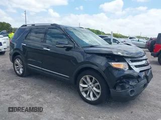 2012 Ford Explorer XLT with VIN 1FMHK8D84CGA66053, listed as a IAAI auction lot 42122087 with 204,812 mi miles and . Bid and sale history available at DreamBid. Image 1.