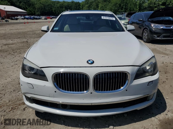 2011 BMW 7 Series 750Li with VIN WBAKB8C51BCY64594, listed as a Copart auction lot 61916875 with 105,499 mi miles and Clean title. Bid and sale history available at DreamBid. Image 5.