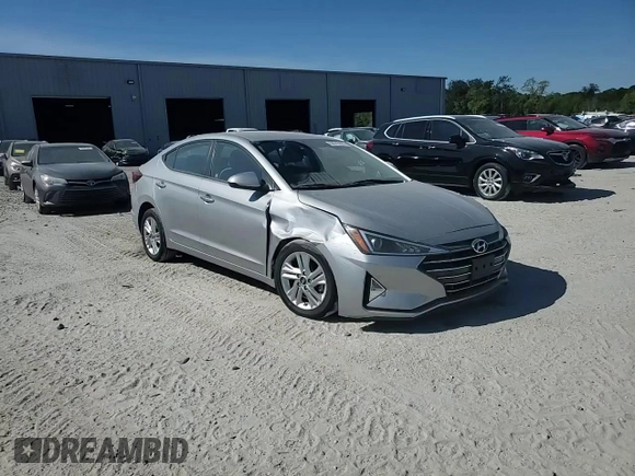 2020 Hyundai Elantra SEL z VIN 5NPD84LFXLH586828, wystawiony jako Copart lot #50519325 z przebiegiem Nie podano mil oraz Szkoda całkowita • Salvage title. Historia ofert i sprzedaży dostępna na DreamBid. Obrazek 10.
