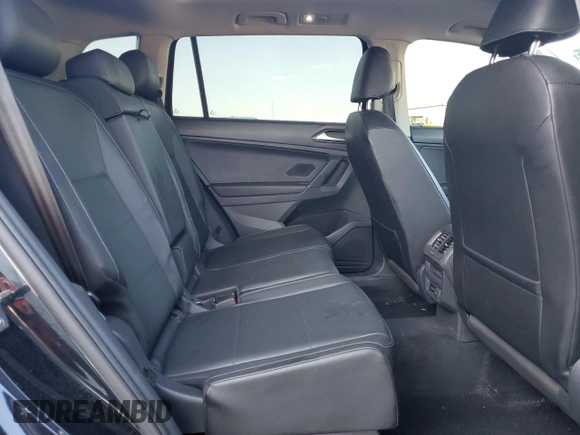 2018 Volkswagen Tiguan SEL с VIN 3VV2B7AX1JM066581, выставлен на аукционе Copart как лот 60535175 с пробегом 57 809 миль миль и Списание • Salvage title. История ставок и продаж доступна на DreamBid. Изображение 11.