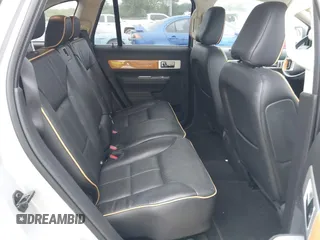 2010 Lincoln MKX z VIN 2LMDJ6JC1ABJ32601, wystawiony jako IAAI lot #42220437 z przebiegiem 98 946 mil mil oraz . Historia ofert i sprzedaży dostępna na DreamBid. Obrazek 8.