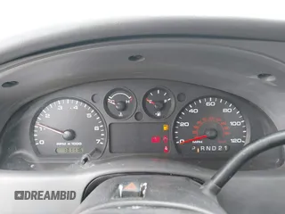 2005 Ford Ranger XL z VIN 1FTYR14U45PB04775, wystawiony jako IAAI lot #42431276 z przebiegiem 131 116 mil mil oraz . Historia ofert i sprzedaży dostępna na DreamBid. Obrazek 7.