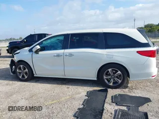 2019 Honda Odyssey Touring with VIN 5FNRL6H81KB068064, listed as a IAAI auction lot 41998072 with 83,280 mi miles. Bid and sale history available at carsss.com. Image 15.