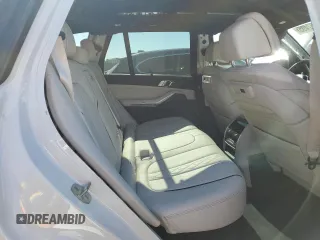 2022 BMW X5 sDrive40i with VIN 5UXCR4C01N9J97204, listed as a Copart auction lot 88157405 with 34,788 mi miles and Salvage Title. Bid and sale history available at carsss.com. Image 10.