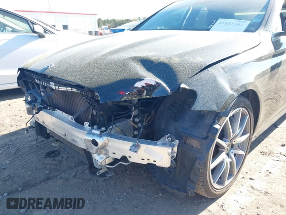 2022 Mercedes-Benz E 350 with VIN W1KZF8DB1NB085013, listed as a IAAI auction lot 41881502 with 83,238 mi miles and . Bid and sale history available at DreamBid. Image 6.