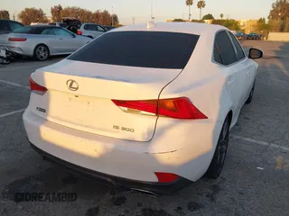 2019 Lexus IS 300 с VIN JTHBA1D25K5094680, выставлен на аукционе IAAI как лот 42022405 с пробегом 74 680 миль миль и . История ставок и продаж доступна на DreamBid. Изображение 4.