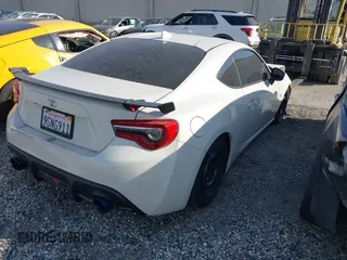 2018 Toyota 86 GT with VIN JF1ZNAE19J9701588, listed as a IAAI auction lot 41297869 with 44,508 mi miles. Bid and sale history available at carsss.com. Image 4.