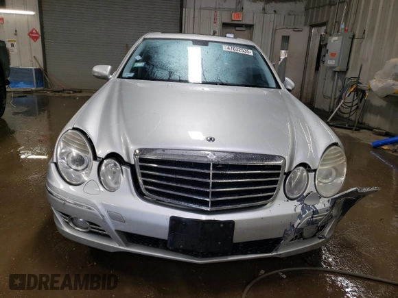 2007 Mercedes-Benz E-Class 3.5L with VIN WDBUF87X87X218737, listed as a Copart auction lot 47632535 with 123,742 mi miles and Salvage Title. Bid and sale history available at carsss.com. Image 5.