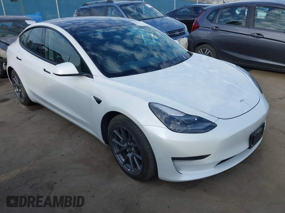 2022 Tesla Model 3 with VIN 5YJ3E1EA8NF210196, listed as a IAAI auction lot 41674407 with 24,270 mi miles. Bid and sale history available at carsss.com. Image 1.